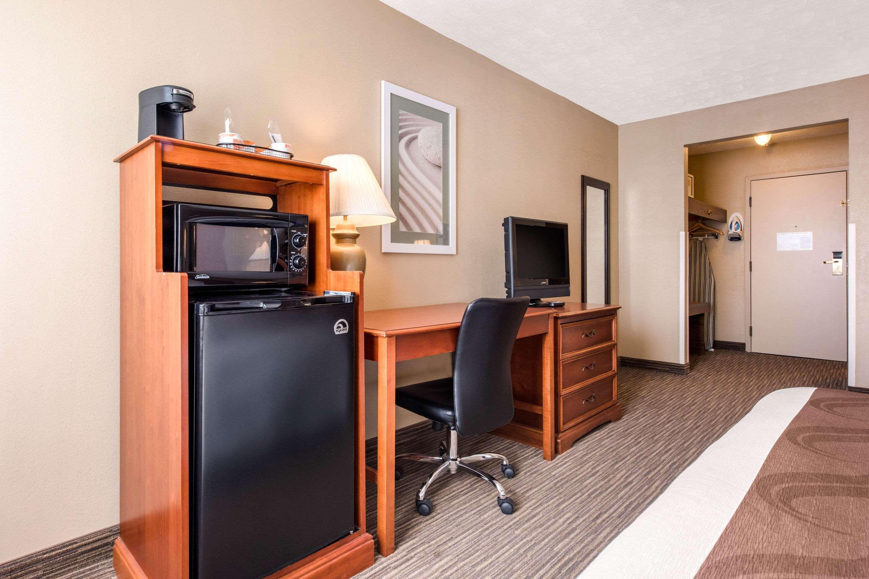 Quality Inn & Suites New Castle Extérieur photo