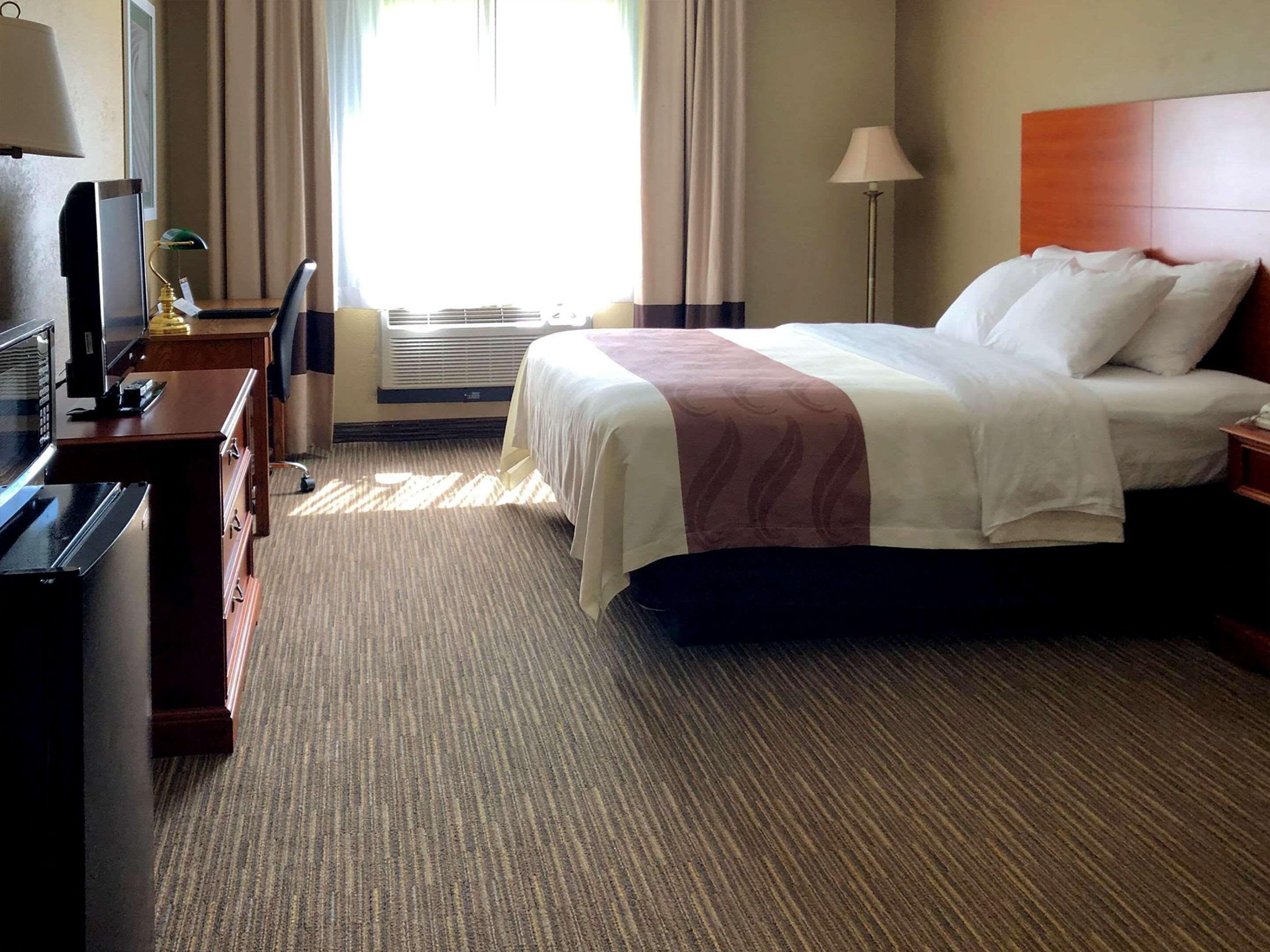 Quality Inn & Suites New Castle Extérieur photo