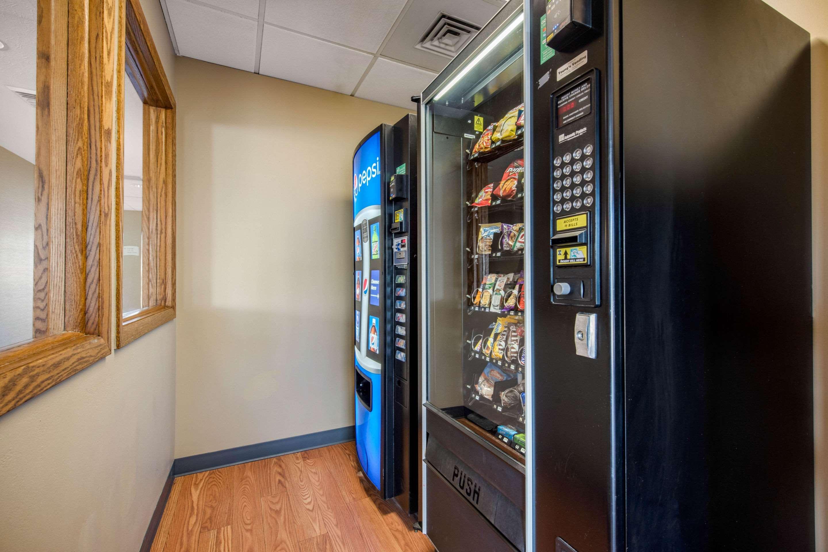 Quality Inn & Suites New Castle Extérieur photo