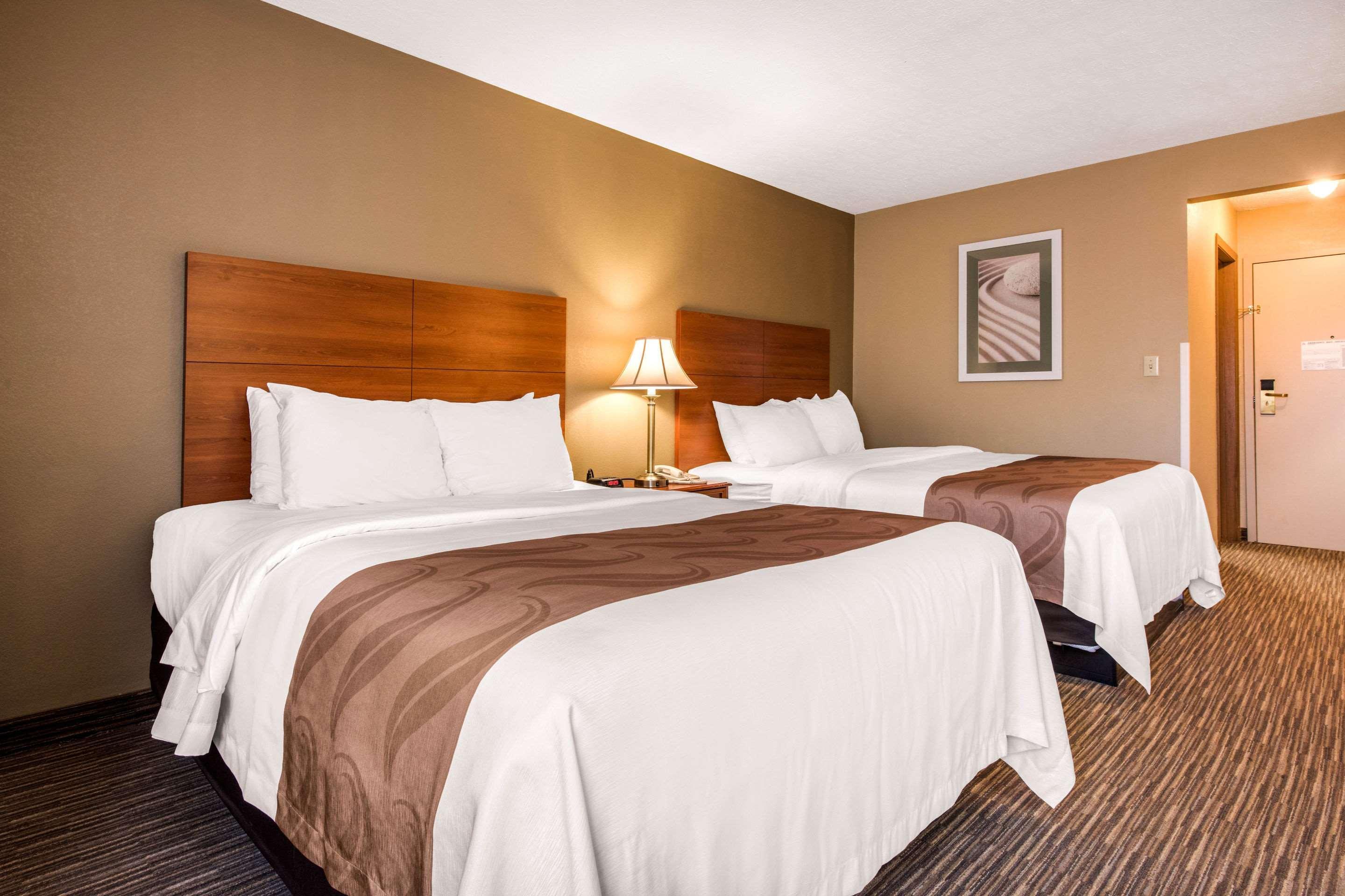 Quality Inn & Suites New Castle Extérieur photo